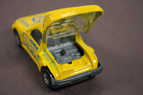 1984 Vintage Matchbox Peugeot 205 Turbo 16 YELLOW 1:55 NM - Picture 5 of 7