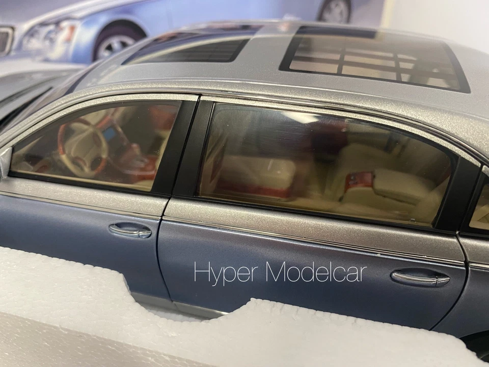 AUTOART 1/18 MAYBACH 62 LWB 2005 SILVER/AZUR MET ART.76163 - Immagine 4 di 4