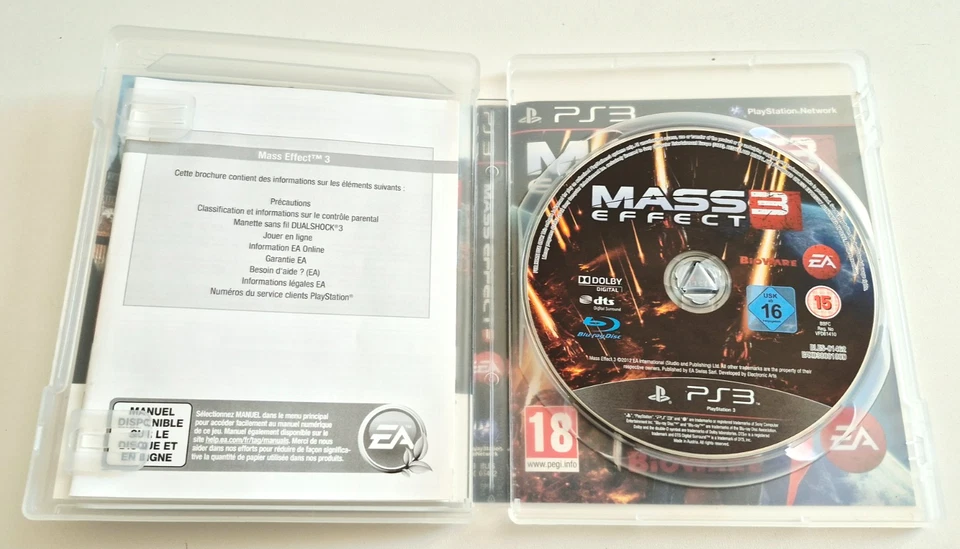 Mass Effect 3 - comme neuf sans notice - francais, photo 2 sur 5