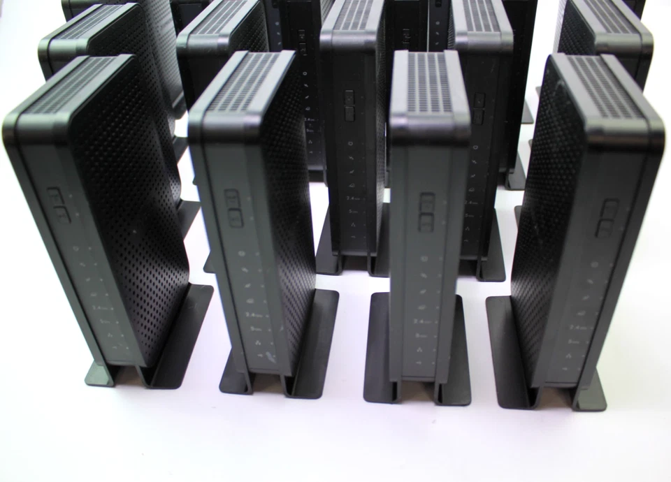 Lot of 22 NETGEAR N600 C3700 WiFi Cable Modem Router - Image 4 of 4