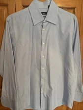 Hugo Boss Men’s Long Sleeve Button Down Dress Shirt. Size 16, 32/33 ￼