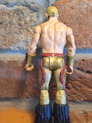 WWE Tyler Breeze Mattel Basic Series 66 Modellino Wrestling 6,5" 2016 Nxt dc - Foto 7 di 19