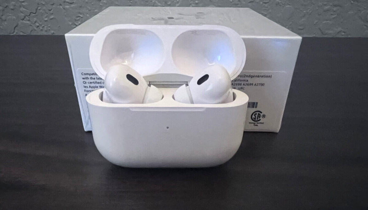 Apple純正　AirPods Pro AirPods Pro（第2世代）MagSafe充電ケース（USB-C）を購入
