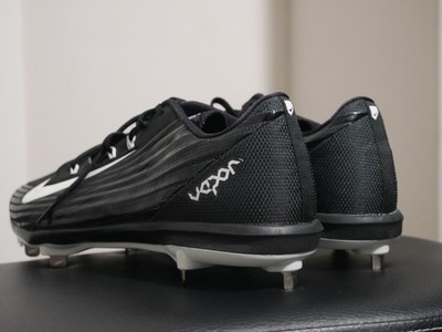 Nike Lunar Vapor Pro Metal Men's Baseball Cleats Style 683895-010 MSRP $110