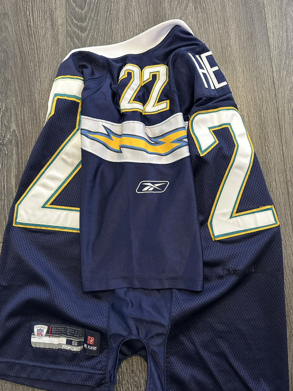 Jacob Hester San Diego Chargers Reebok NFL Jersey Adult Small Damaged thumbnail 5