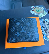 Louis Vuitton Men's Monogram Black Bifold Wallet Folding Credit Card