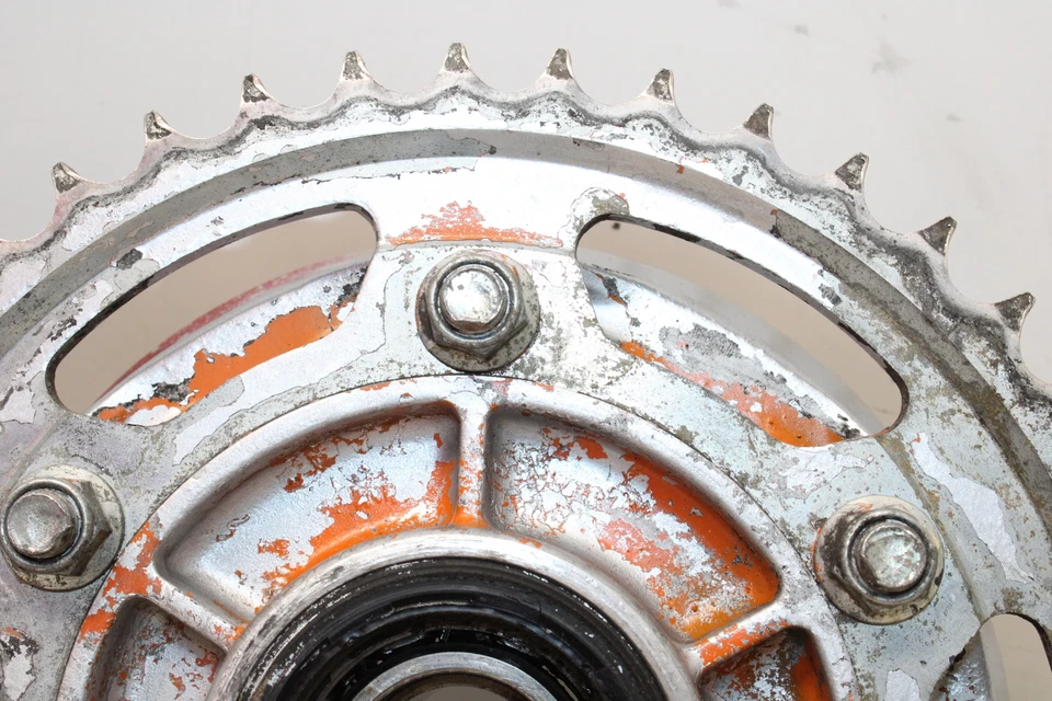 Suzuki GSXR750 1997 piñón trasero con juego de amortiguadores de buje Foto 4 de 4