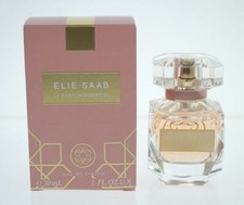 Le Parfum Essentiel Elie Saab 香水- 一款2020年女用香水