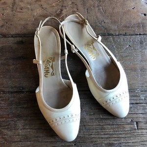 cream shoes womens