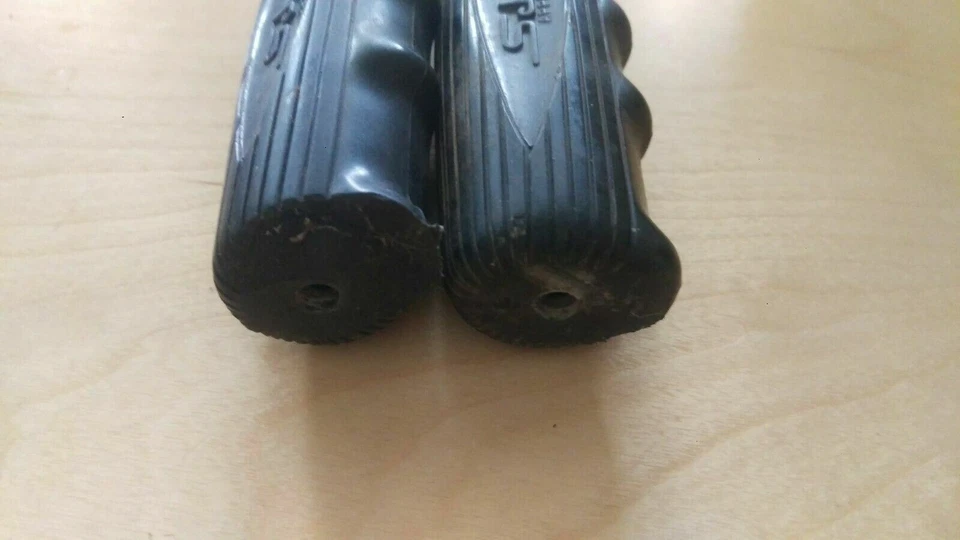 Винтажные черные ручки Schwinn No2 4,5 дюйма 60-е 70-е одобренные Schwinn сделано в Чикаго - Изображение 4 из 4