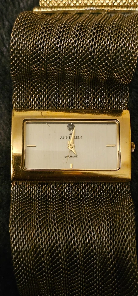 Womens Anne Klein Diamond Quartz Gold Tone Wide Mesh Watch Band VTG Vintage - Image 4 of 4