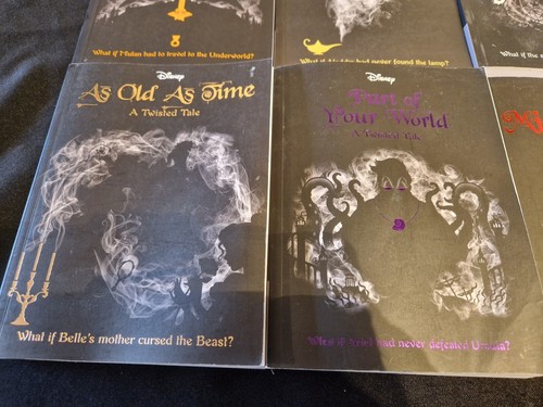 6 DISNEY A TWISTED TALE BOOKS PLUS 2 DISNEY VILLANS BOOKS - Picture 5 of 12