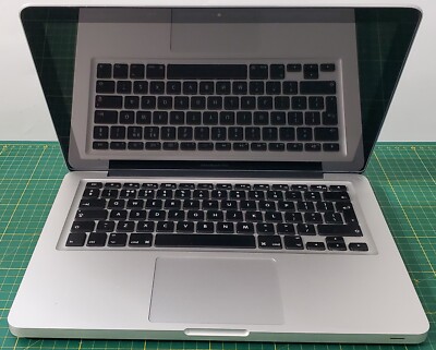 Apple MacBook Pro (13'' Mid 2010 ) i5 4GB RAM 500GB HDD QWERTY UK - Silber_2.44_2
