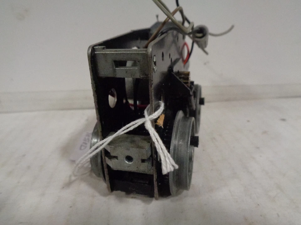 VINTAGE LIONEL #8040-100 O GAUGE DC MOTOR  ASSEMBLY FOR STEAM LOCO TESTED - Image 4 of 4