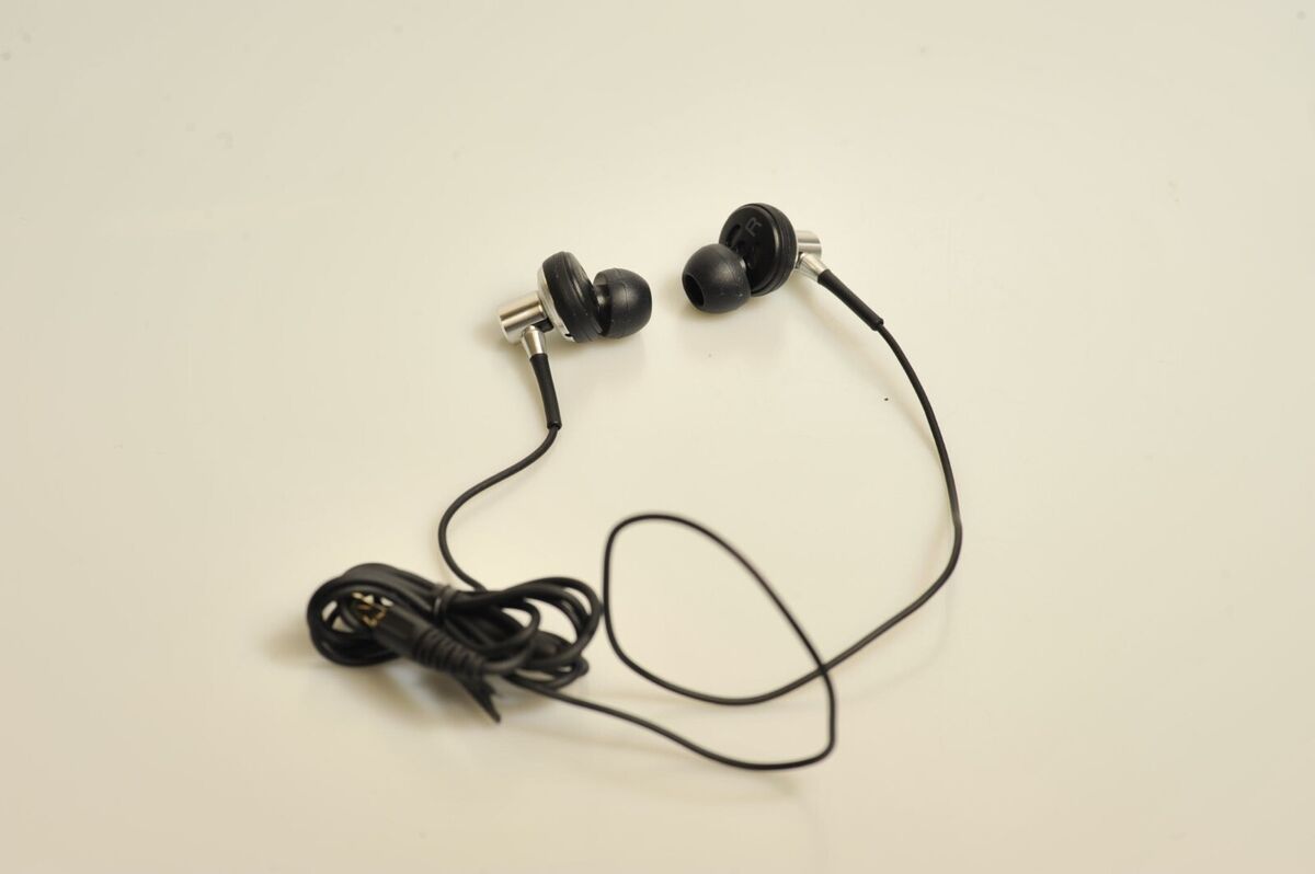 SONY MDR-EX90SL Silver Stereo Ear Receiver Wired Monitor SONY MDR-EX90SL Silver Stereo Ear Receiver Wired Monitor