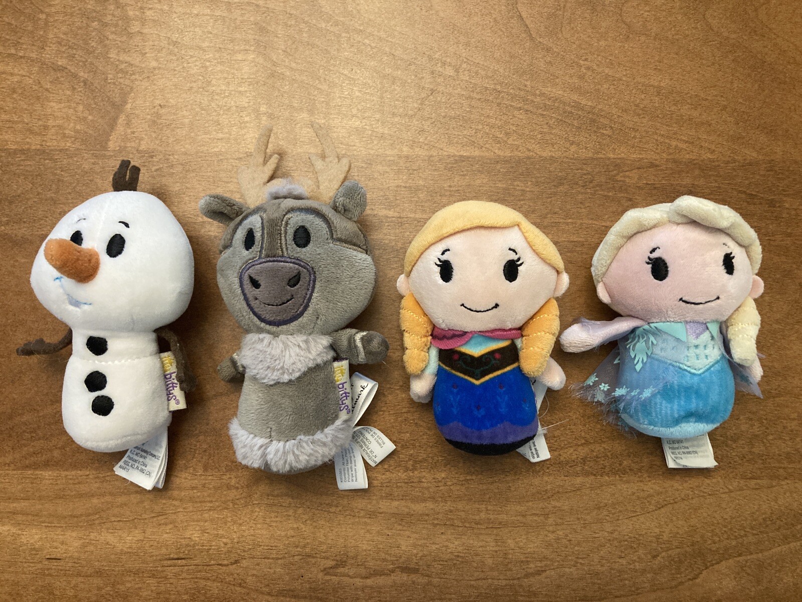 Hallmark Itty Bittys Frozen Set of 4 Elsa, Anna, Olof, Sven eBay