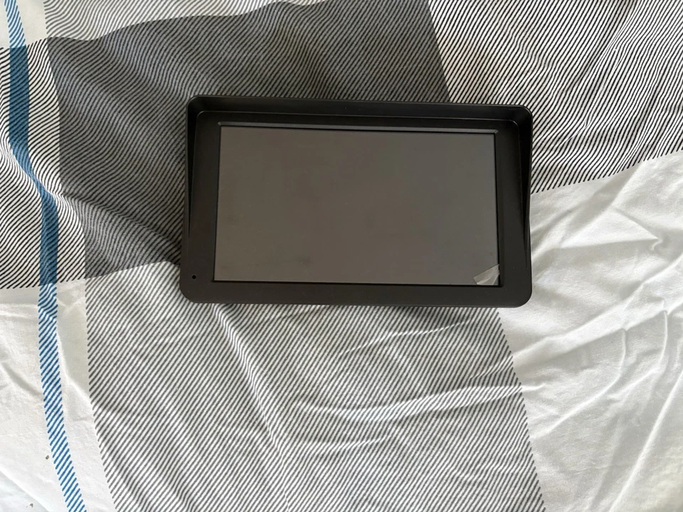 Tragbarer 7 Zoll CarPlay Touchscreen | Apple CarPlay & Android Auto + Bluetooth - Bild 2 von 4