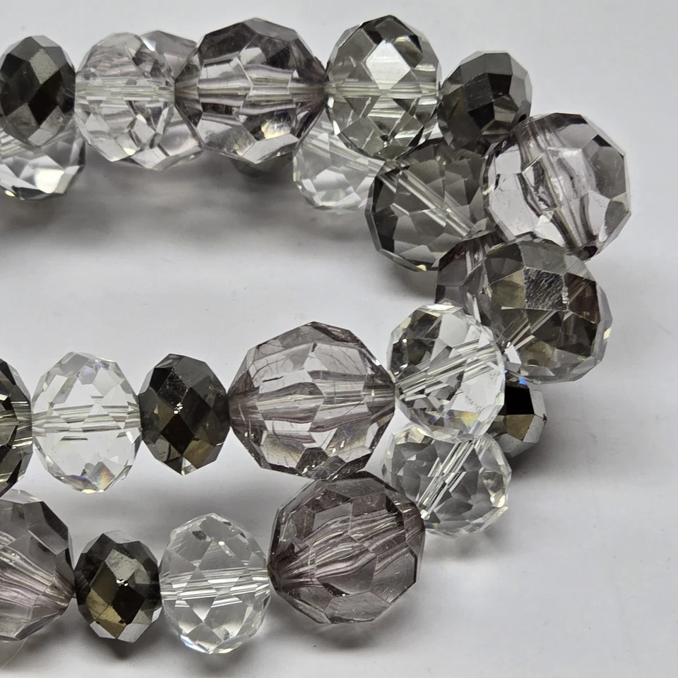 Chicos Stretch Bracelet Double Strand Chunky Faceted  Acrylic Silver Tone - Image 4 of 4