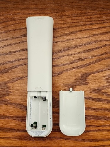 Xbox 360 Universal Media Remote Control White Microsoft Official - Picture 2 of 2