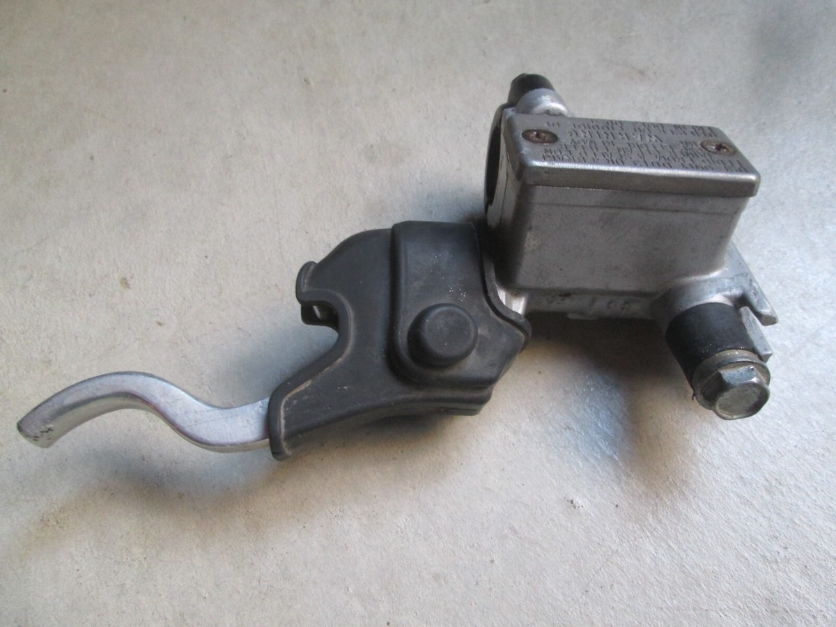 Kawasaki 1992 - 1993 KX500 / 1993 KX80 FRONT MASTER CYLINDER 43015