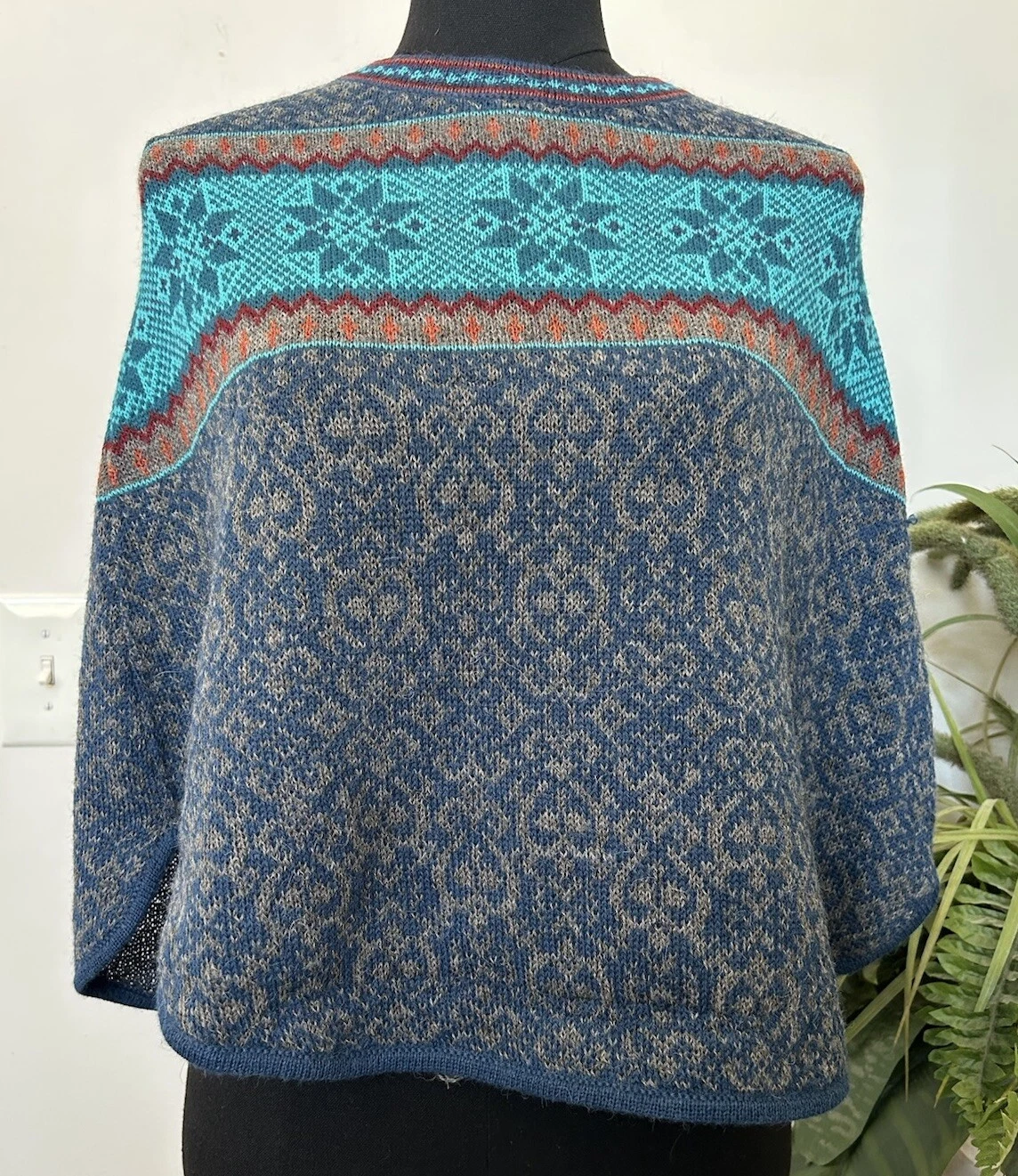 Novica 100% Alpaca Blue Nordic Aztec Poncho Inca Made In Peru
Opens in a new window or tab