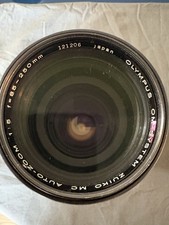 Vendo Olympus Zuiko 85-250mm f/5 OM-System Teleobiettivo