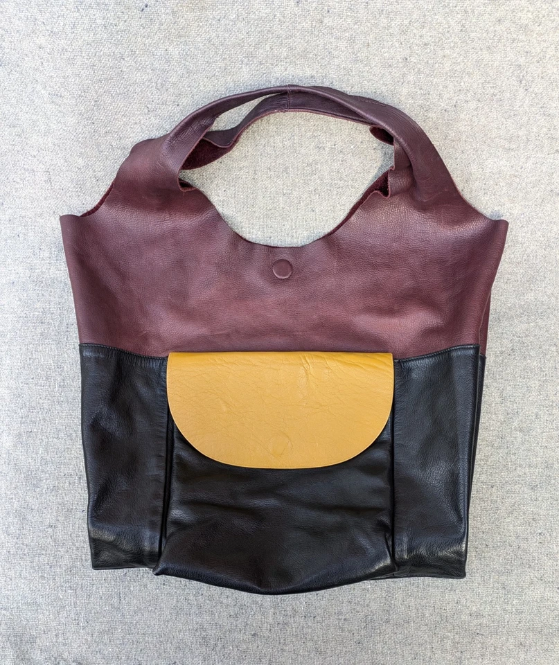 Well used COS Colour Block Shopper large genuine leather hobo shoulder bag. - Image 2 of 4