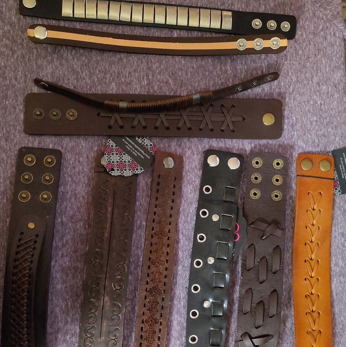 Grommet Belt In Women display picture 1