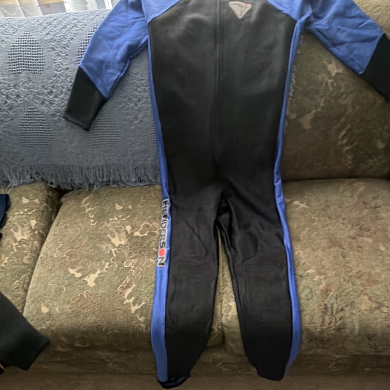 Henderson USA Women’s Full Wetsuit Black/Blue Size L