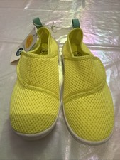 Sun Squad Water Shoes - Yellow Toddler Size: XL 11/12