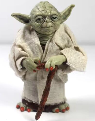 Star Wars Master Yoda Figure Baggie Vintage Design Toy 12cm Figure Disney 2015 - Picture 5 of 10