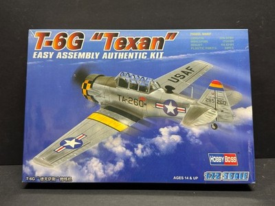 HOBBY BOSS 1/72 T-6G TEXAN model kit new old stock (75)