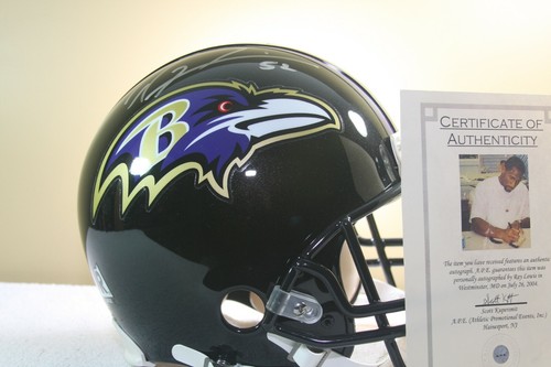 BALTIMORE RAVENS signed RAY LEWIS Vtg Authentic Riddell VSR4 Football Helmet HOF - Picture 3 of 3
