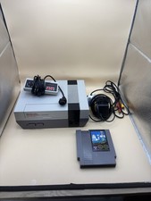 Nintendo Entertainment System (NES) - Classic ( 1 Pad, Game, Cables) VGC !