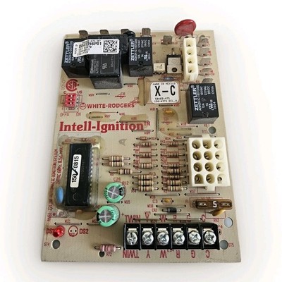 White-Rodgers 50A65-475 Furnace Control Board - D341396P01 Cnt 03076