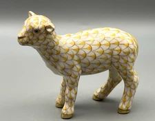 Herend Figurine - Baby Lamb - Butterscotch / Yellow Fishnet