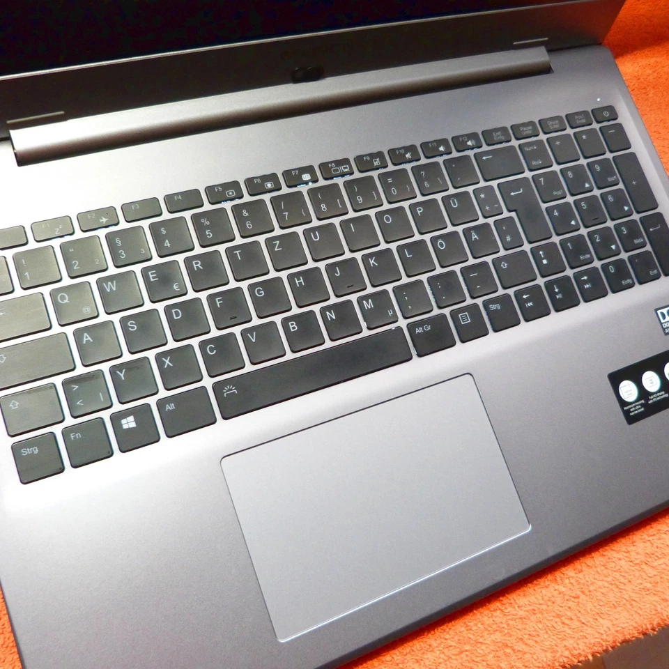 Medion S17404 METALL ULTRABOOK 17 Zoll FULLHD l Windows 11 SSD l Intel 10 GEN - Bild 4 von 4