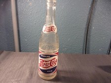 RED, WHITE AND BLUE DOUBLE DOT PEPSI COLA BOTTLE FROM BLOOMINGTON IL SI 344