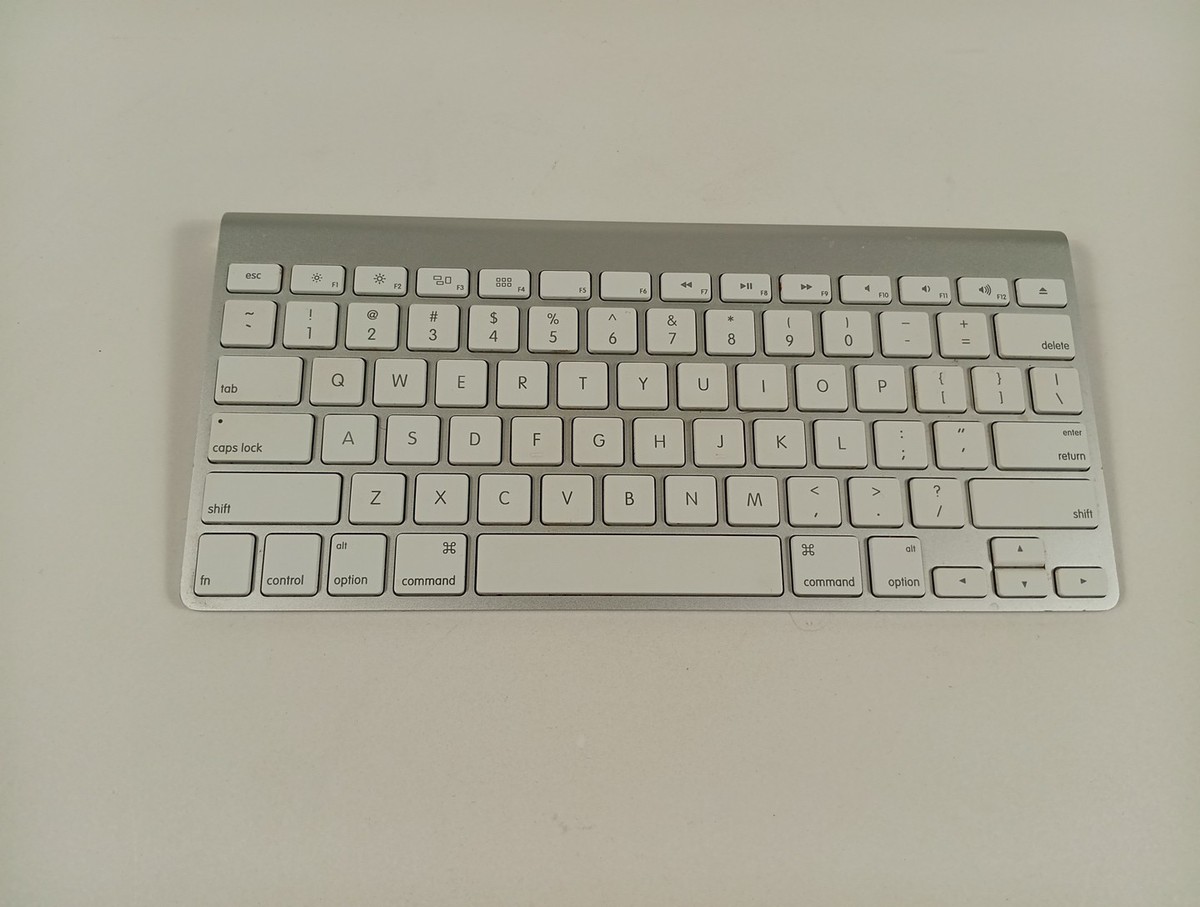 Apple A1314 Magic Wireless Bluetooth Keyboard for Mac & iMac