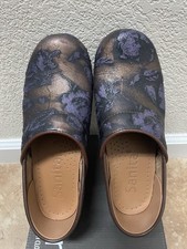 Sanita Danish Clog Women  s Prof Lorelai Closed Bronze Brown Purple Size 37