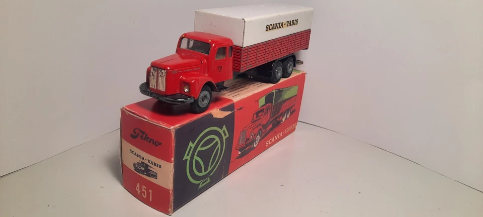 TEKNO OF DENMARK 451 SCANIA VABIS TRUCK COM DOSSEL vermelho caixa 1/43 - Imagem 4 de 4