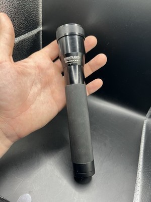 Streamlight Stinger XT Rechargeable Flashlight  / No Charger Preowned Untested