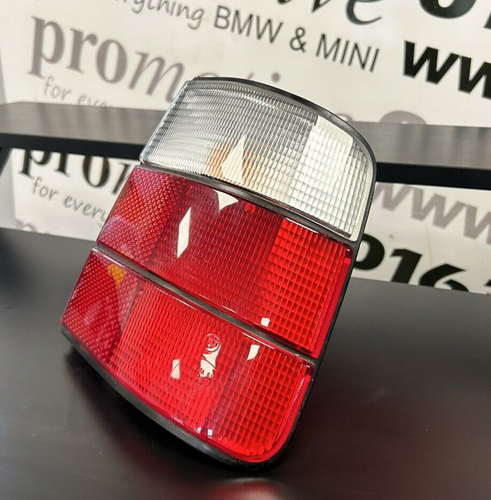 BMW 5' Series E34 Right Rear Light, White Turn Indicator - 82199404281 - Picture 4 of 9