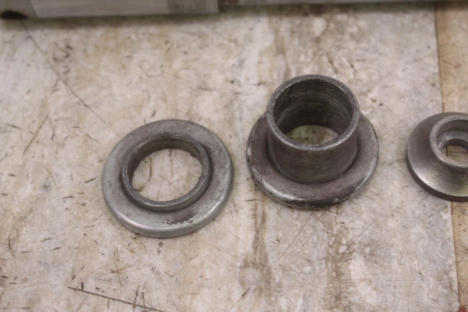 BMW K100 1985 eje delantero con espaciadores  Foto 3 de 4