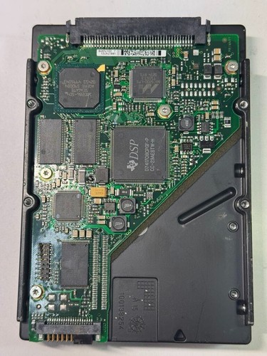 Seagate 9U3001-044 ST318406LC 18.0GB 10K RPM Ultra-3 SCSI Hot-Pluggable 80Pin - Picture 2 of 6