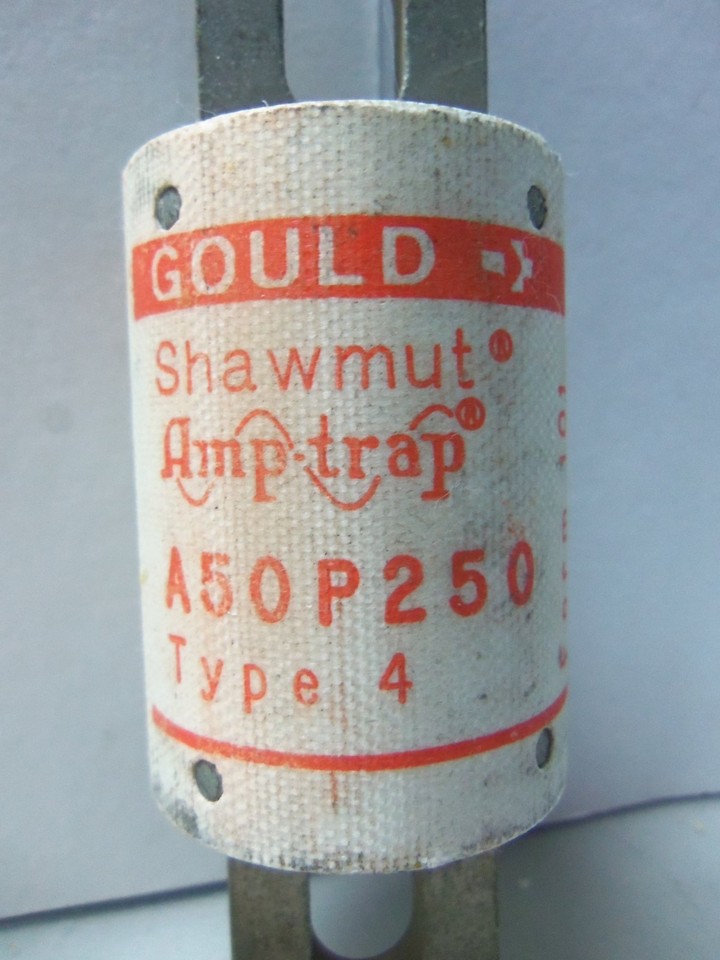 Fusible Gould Shawmut AMPTRAP A50P250 250A 500VAC - Occasion En Bon état De Fonctionnement
