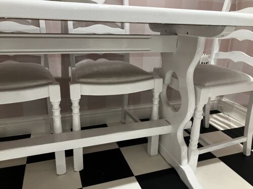 Stunning Dining Table & 6 Chairs. Solid Wood/White Gloss. West Yorkshire. - Picture 10 of 11