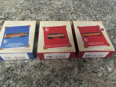 New 2003 Hallmark Lionel 4449 Daylight Steam Locomotive/Oil Tender X2