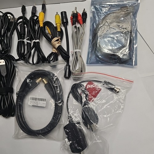 Lot Of 17 Assorted Cables Cords Connector Transfer Assorted Styles - Picture 6 of 12