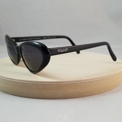 Vintage United Colors of Benetton made in Italy sunglasses - Picture 2 of 4
